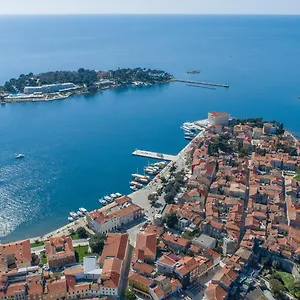 Affittacamere Genoa, Porec